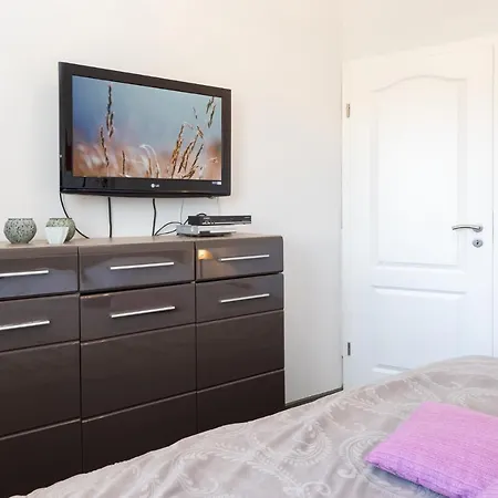 Ferienhaus 3 *